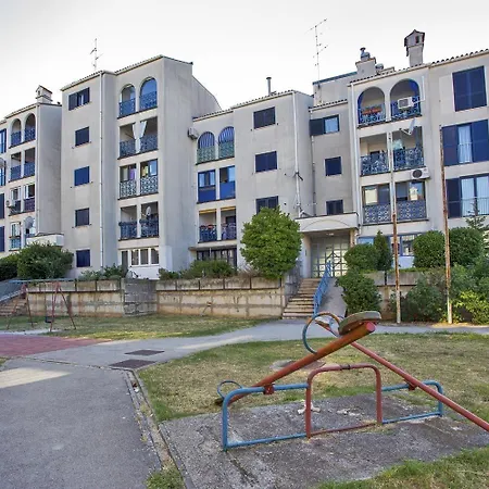 Apartment Gortanova In Stoja Mit Privater Terrasse Pula